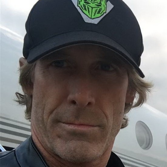     Сегодня 60 лет Майклу Бэю