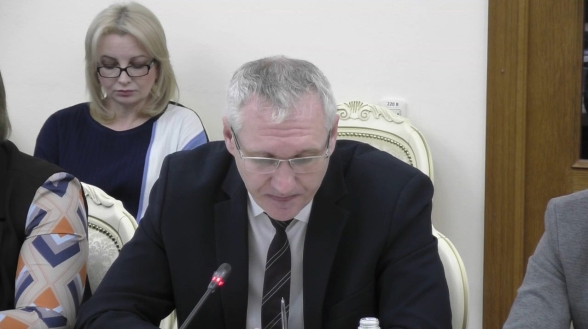    Возбуждено уголовное дело по факту сдачи в аренду имущества Курской области в Москве