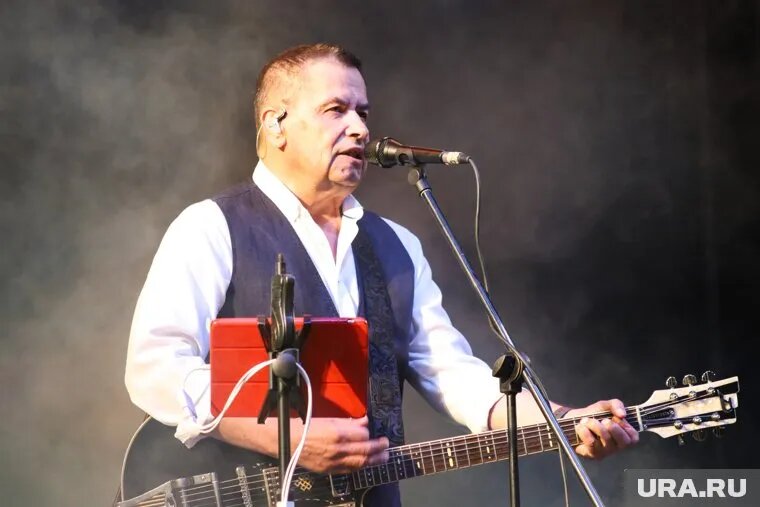 Николай Расторгуев добрался до пермских школ. Фото: Екатерина Сычкова © URA.RU