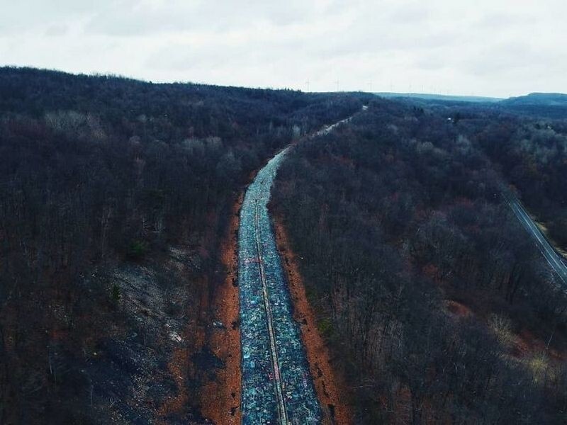 Дорога, ведущая в Сентрейлию, стала известна как «Шоссе граффити».