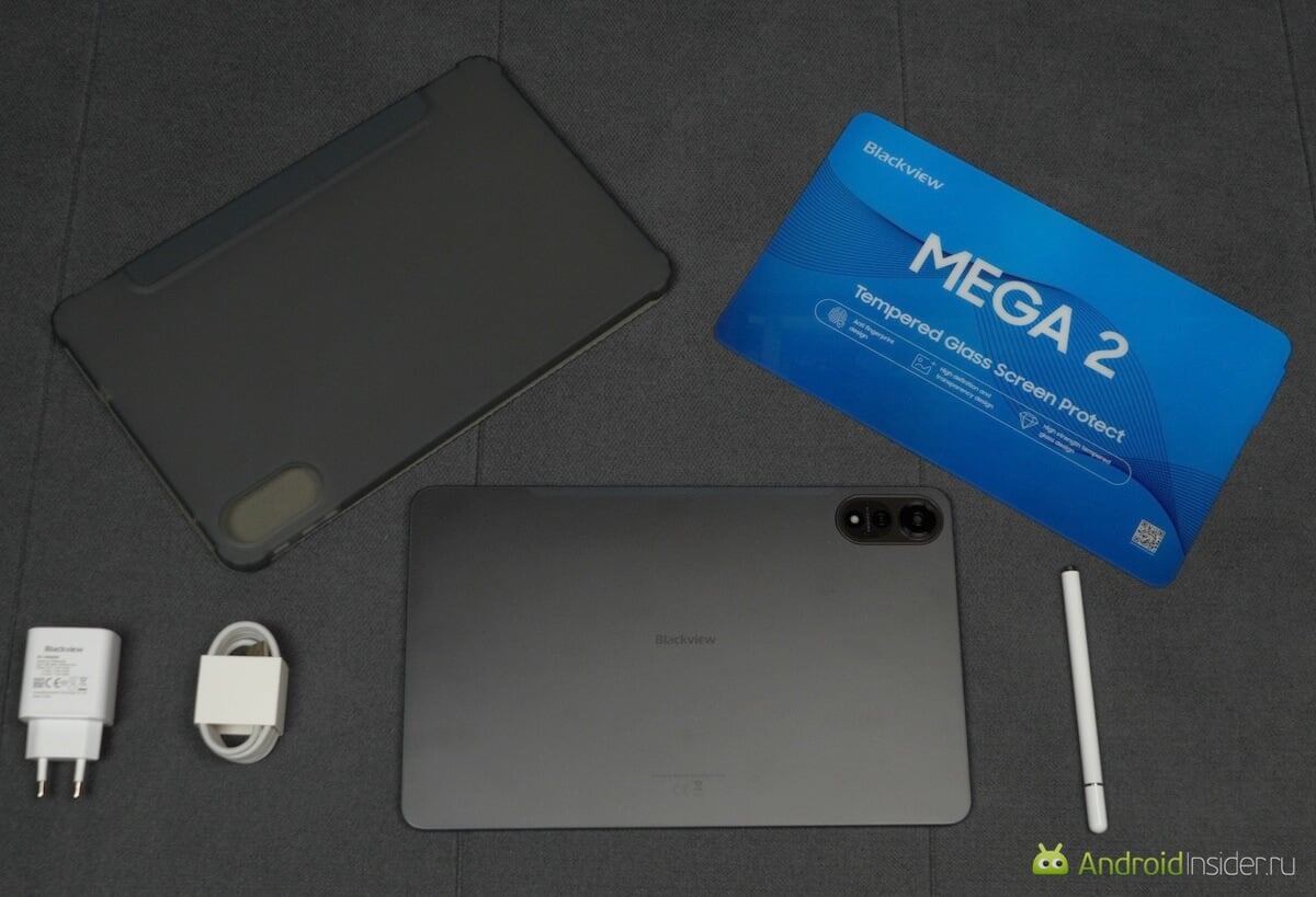    В комплекте есть все необходимое и даже больше