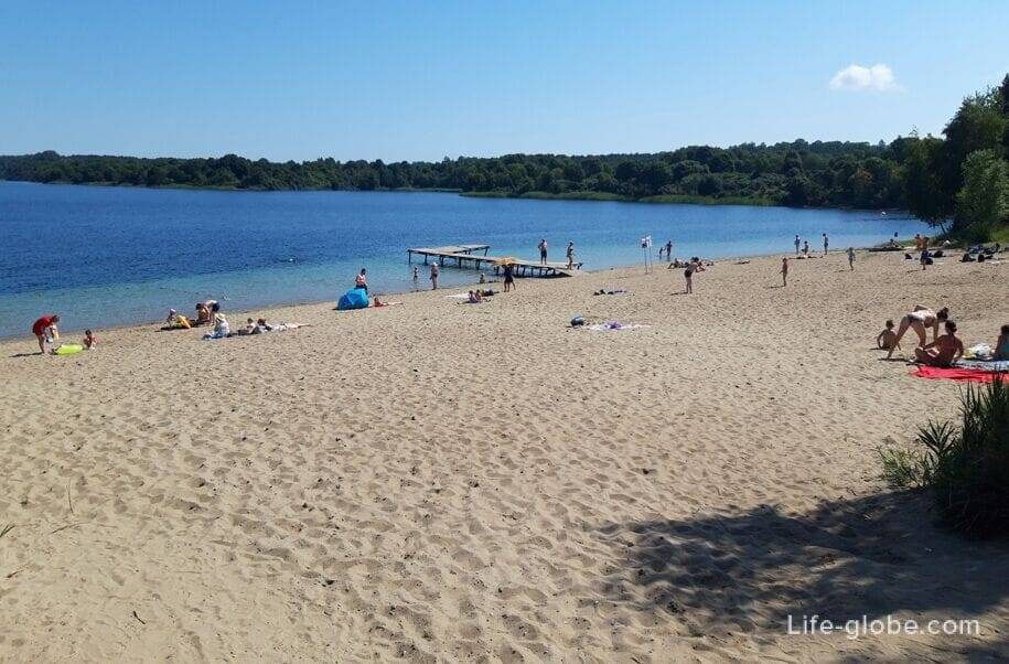 Фото с просторов Интернета. Личные фотографии я не нашла, хотя мы здесь были.