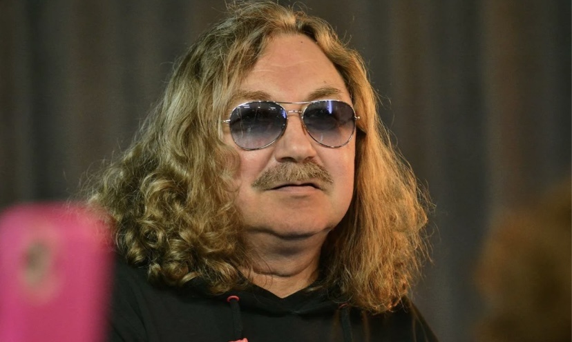 Композитор и певец Игорь Николаев