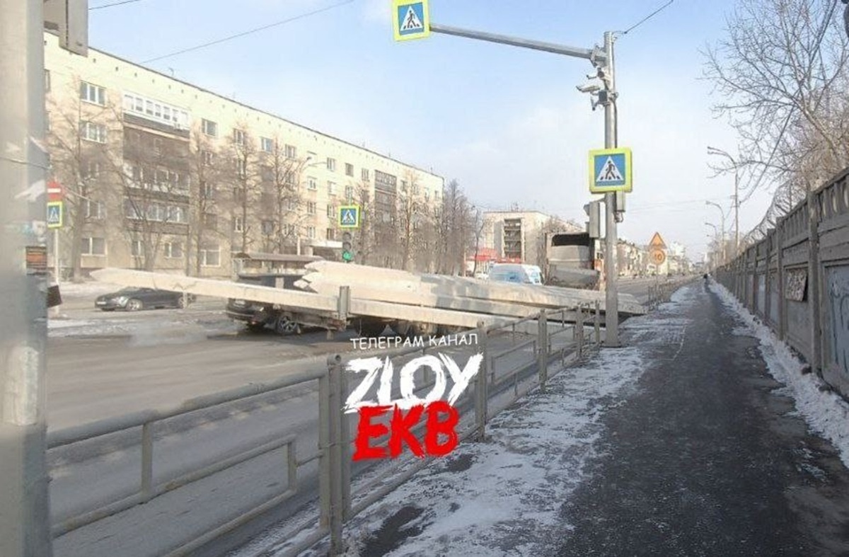 Фото: ТГ-канал «Злой Екатеринбург»  📷
