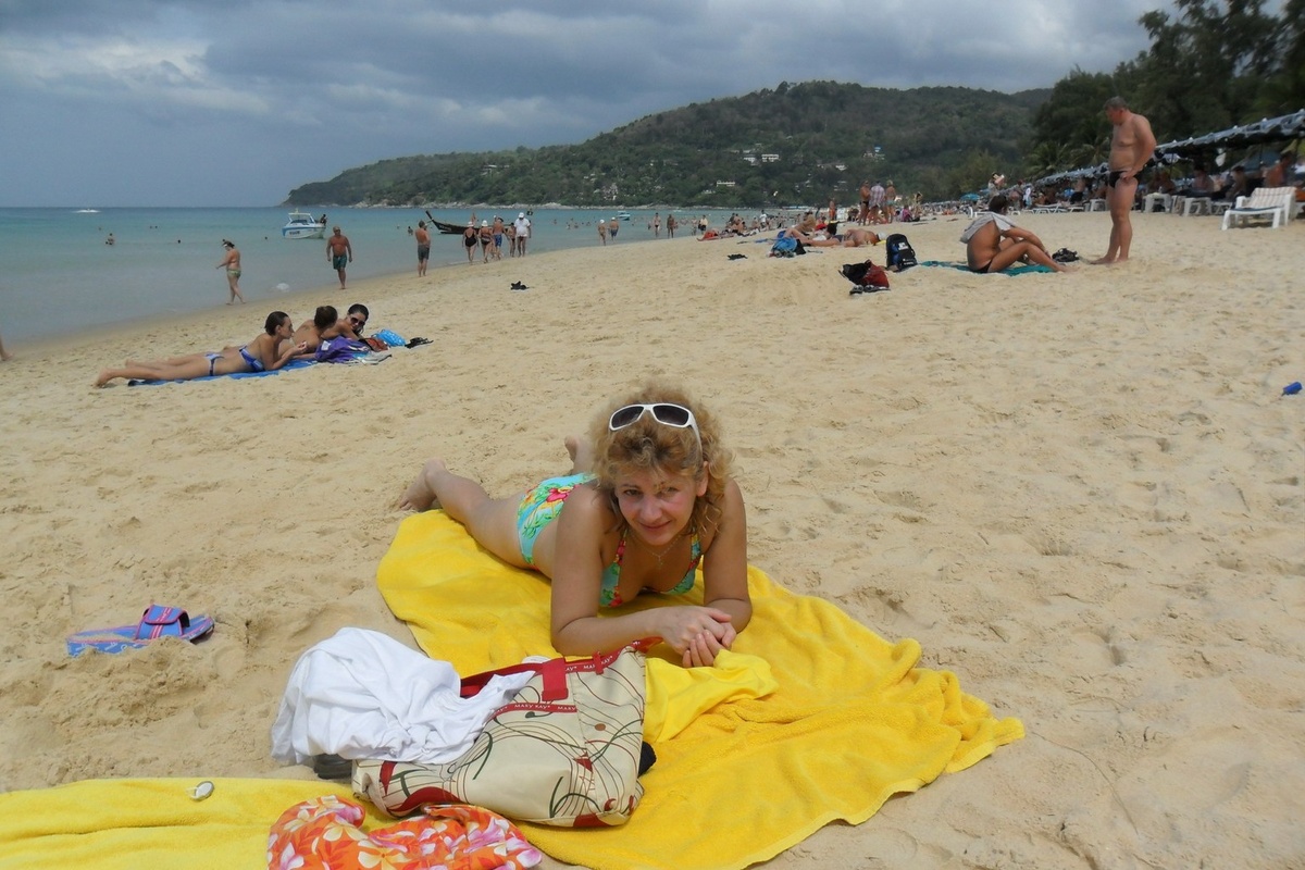 Пляж Карон в пик сезона конец января начало февраля