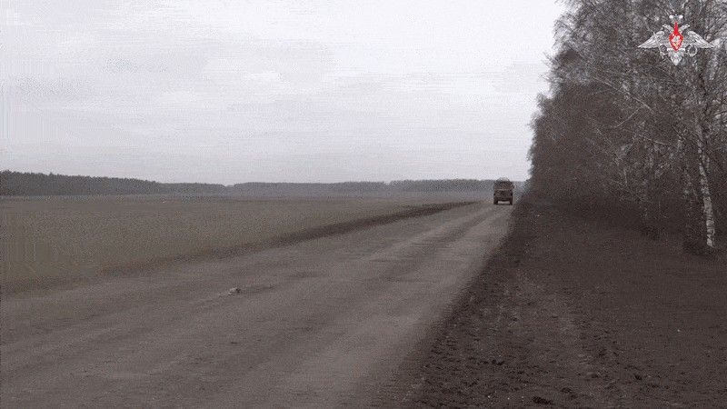 "Град" уничтожили скопление живой силы ВСУ в приграничных районах Курской области//Видео с официального ТГ-канала Минобороны