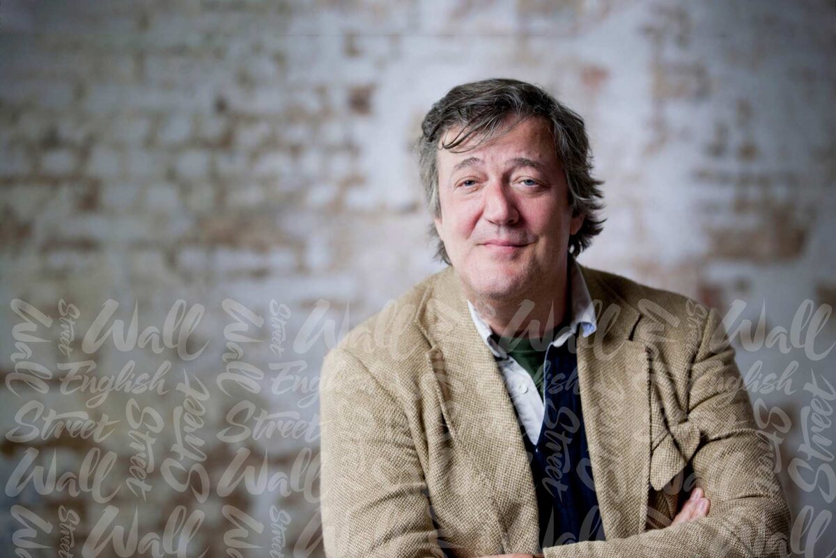 Стивен Джон Фрай