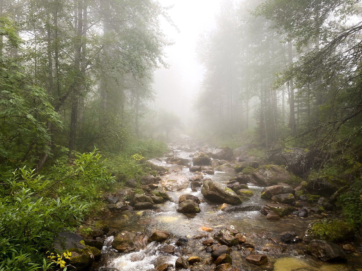 Пик Черского, Иркутская область. Автор не указан, фото взято в ВК группа "мобильная фотография"