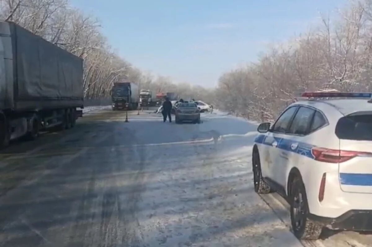   В Мокшанском районе под Пензой столкнулись три машины, погибло 2 человека