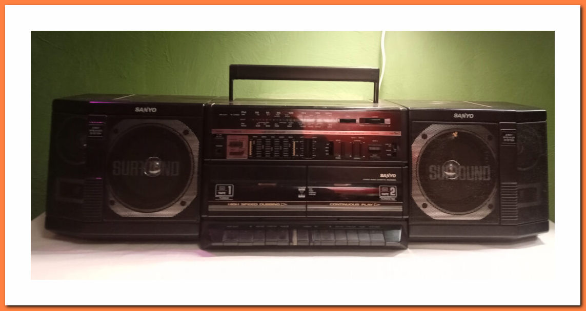 Sanyo M803SR