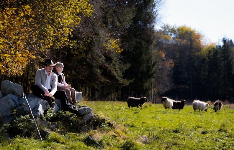 Листайте кадры.