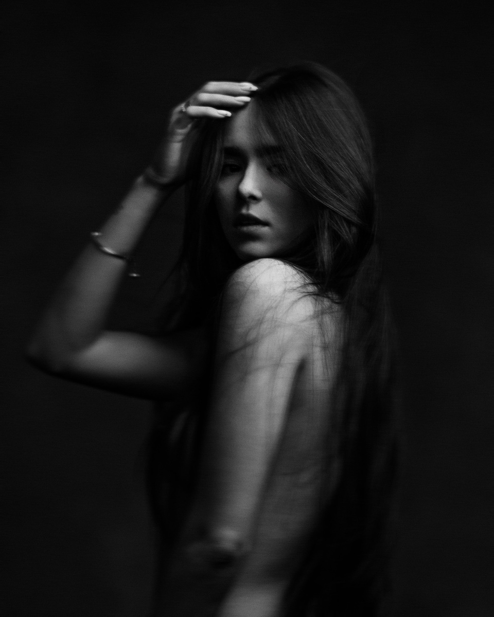 Martin Krystynek. Sensual beauty - Leica M11 - 1/180 sec, aperture 2.8, ISO 64