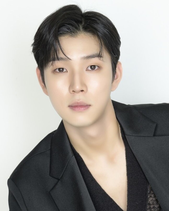    m.entertain.naver.com