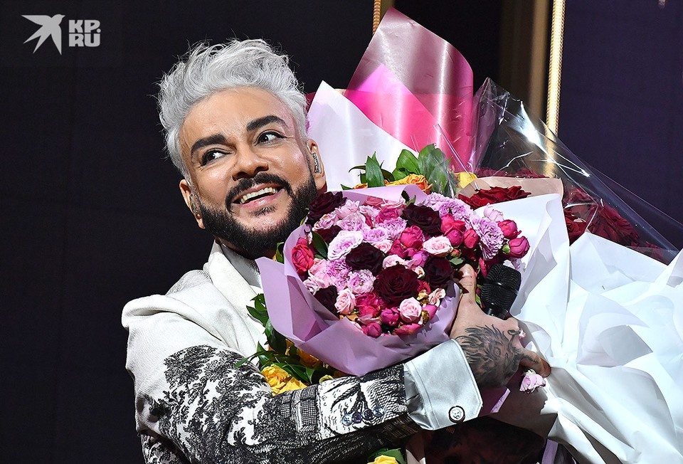    Филипп Киркоров - народный артист РФ. Михаил ФРОЛОВ