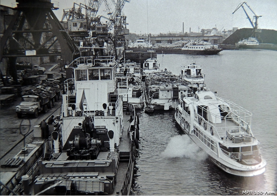 Южный речной порт, фото 1975 года