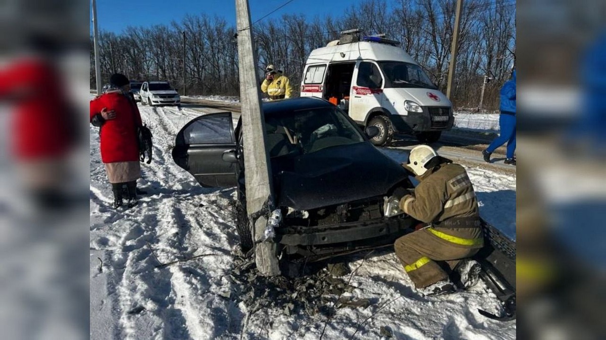    В Обоянском районе Курской области произошла серьёзная авария