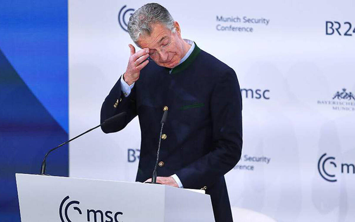 Лучше всех итоги конференции подвел ее глава, председатель Кристоф Хойсген – он расплакалсяФото: скриншот видео