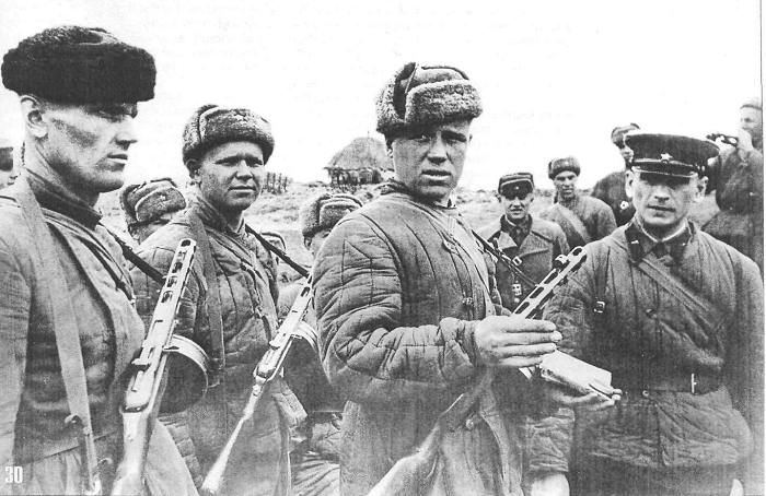 Советские разведчики