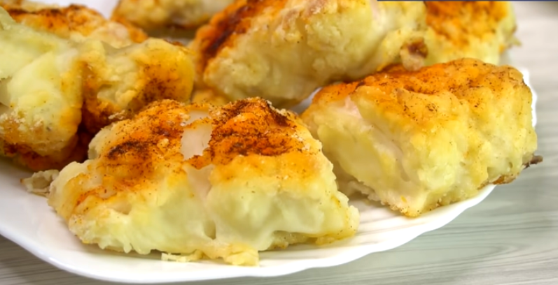 Когда лень стоять у плиты готовлю рыбу в духовке, по вкусу и виду как жареная на сковороде, готовь хоть минтай, хоть горбушу, хоть щуку