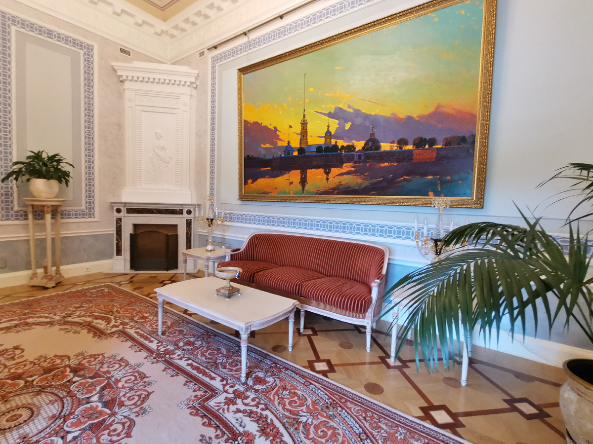 Гостиная Диониса. Фото автора.