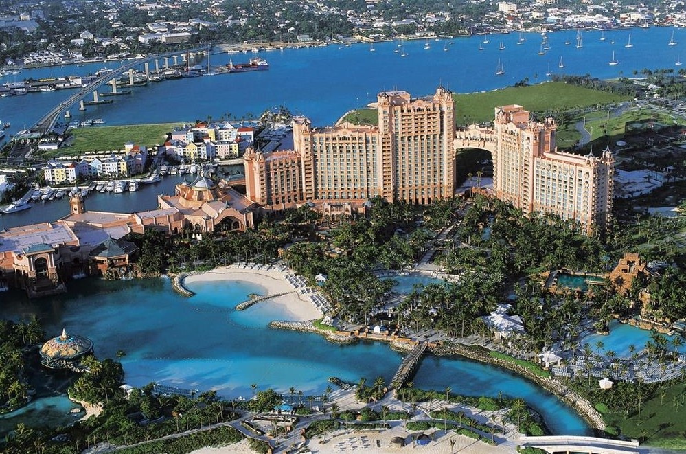 Столица: Нассау