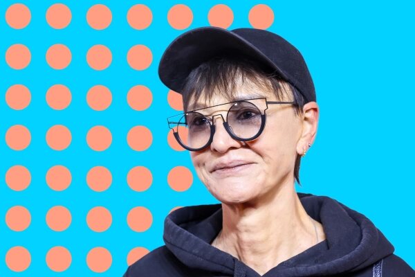 Ирину Хакамаду в последнее время преследуют скандалы. Обложка © Коллаж © Life.ru, фото © ТАСС / Сергей Фадеичев