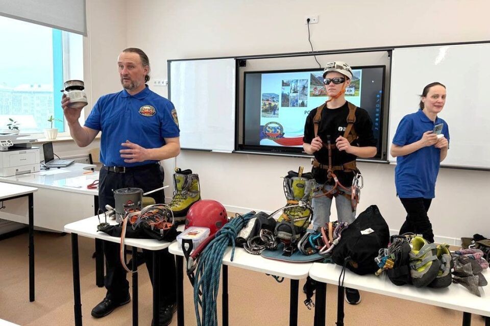    Форум Знание.Герои в Горно-Алтайске. Источник: altai-republic.ru