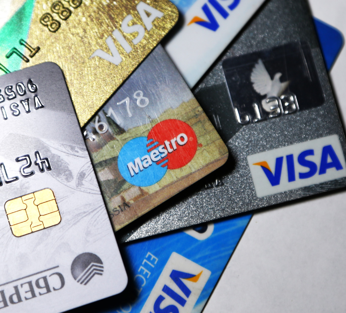 Всего три года назад весь наш рынок банковских карт принадлежал VISA и Mastercard