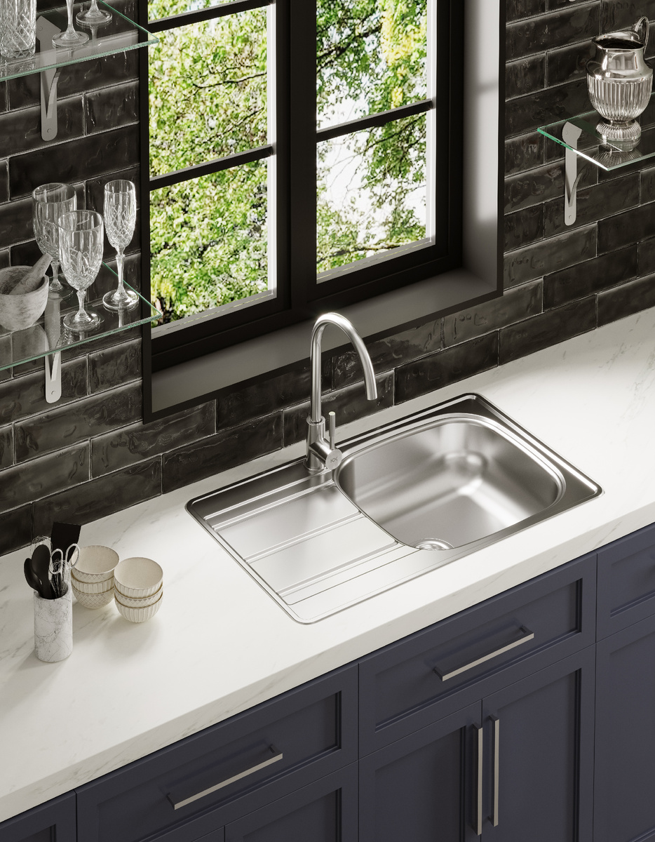 Кухонная мойка и смеситель от российского бренда Ukinox