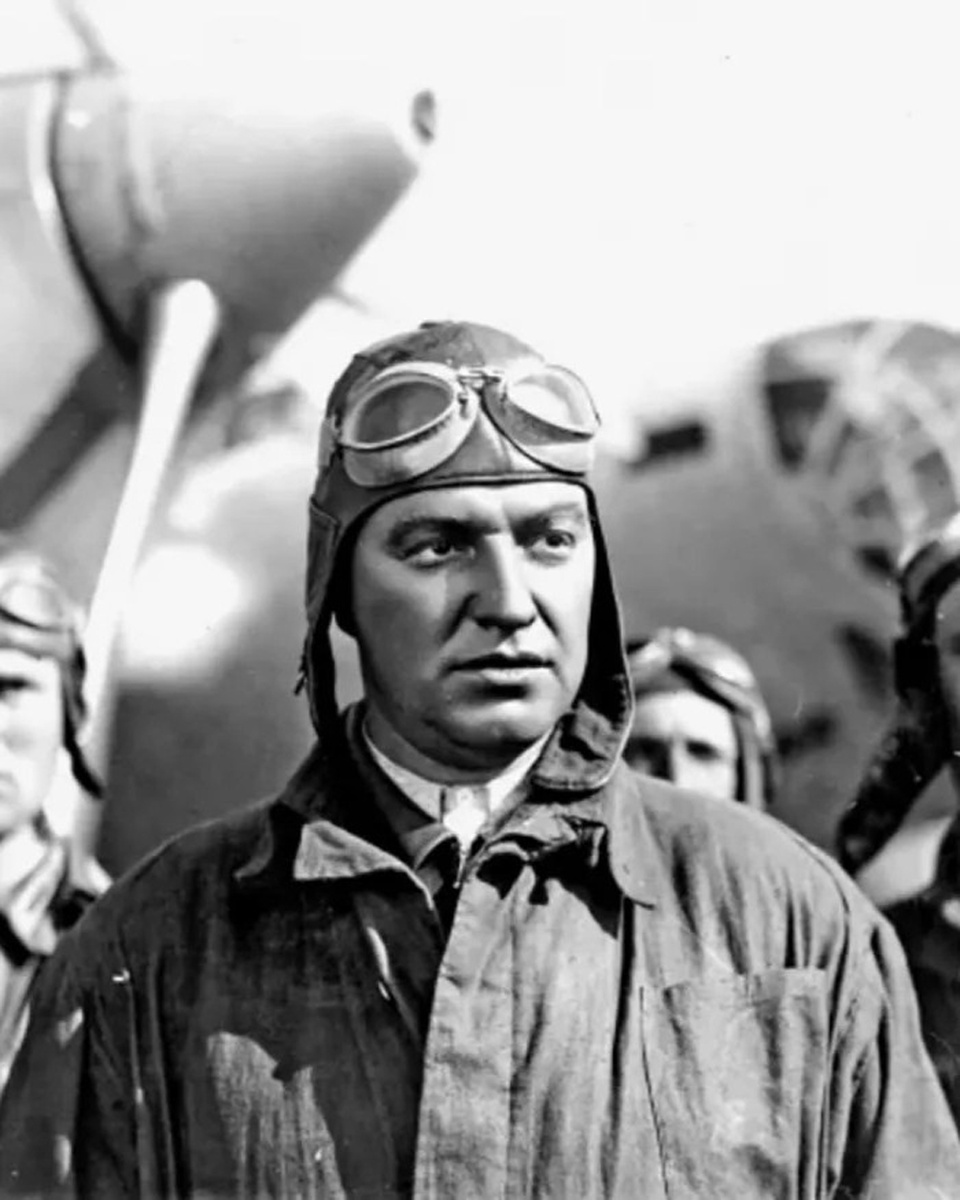    Фильм «Чкалов», вышедший в начале войны, поднимал боевой дух зрителей, а Белокуров после него стал знаменитостью. Фото: Кадр из фильма