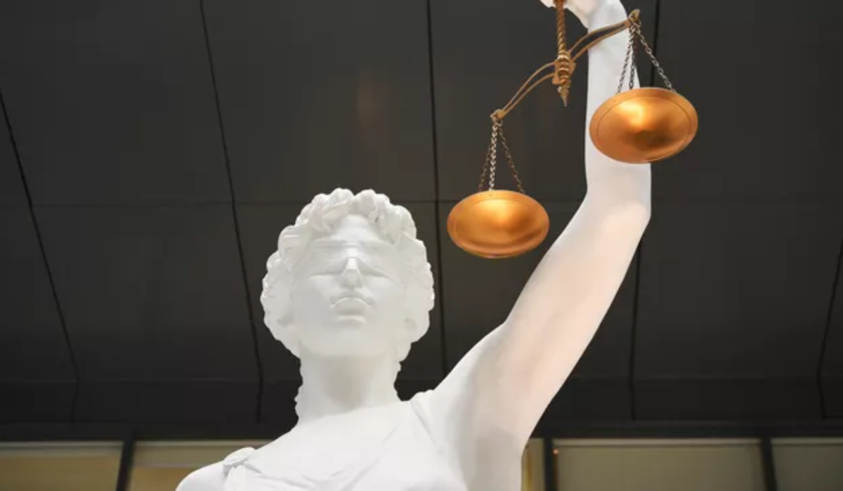     Статуя Фемиды. Источник: ria.ru Автор фото: Алексей Майшев