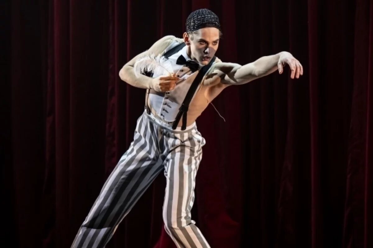    Макар Михалкин.