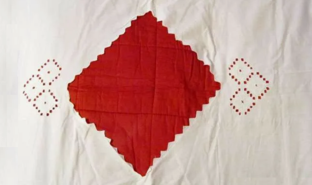 У меня нашелся подобный советский пододеяльник в старом бабушкином сундучке