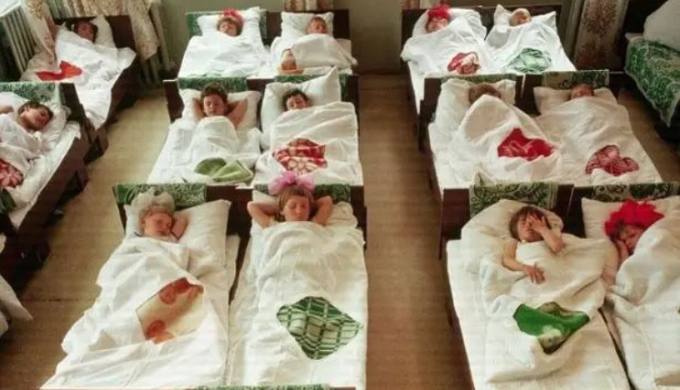 Зачем в СССР шили пододеяльники с ромбом по центру, а сейчас - нет. Разбираемся вместе