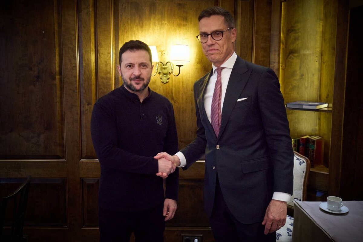 Зеленского в Мюнхене слушали только европейцы. И то без вдохновения. На фото –просроченный и премьер Финляндии Александр Стубб Источник: ТГ-канал Александра Стубба