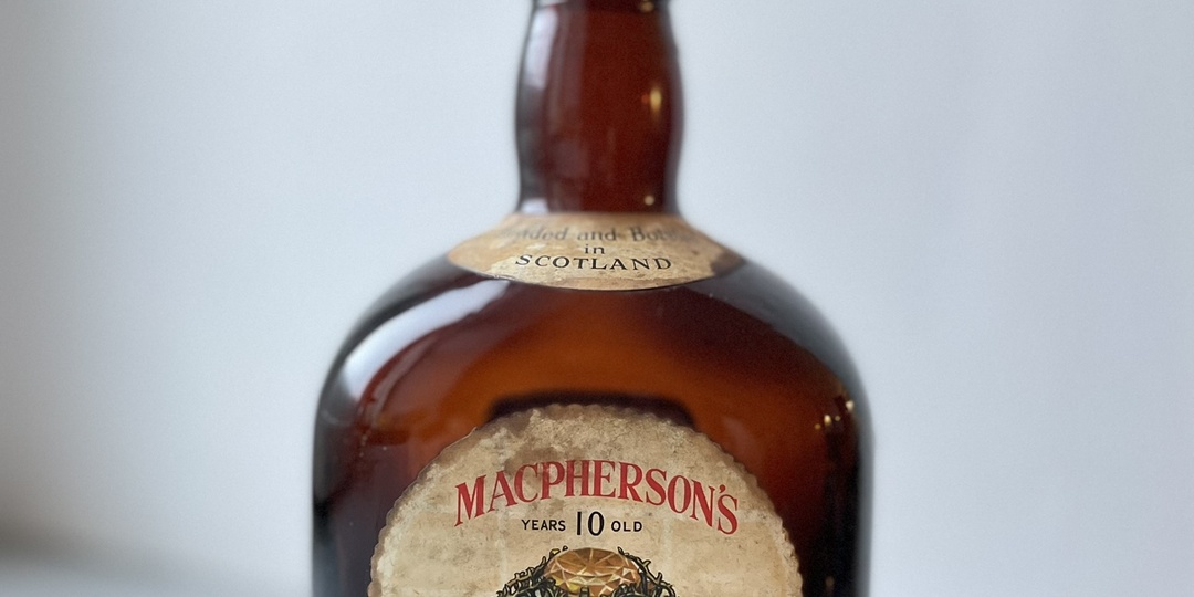 Почему шотландские бленды захватили мир в 20-м веке на примере Macpherson's Heirloom 10YO