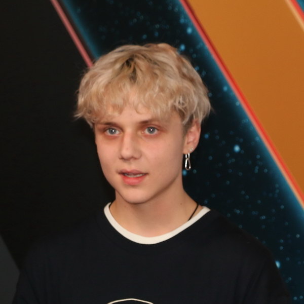     Ваня Дмитриенко «по-взрослому» выступит в двух столицах