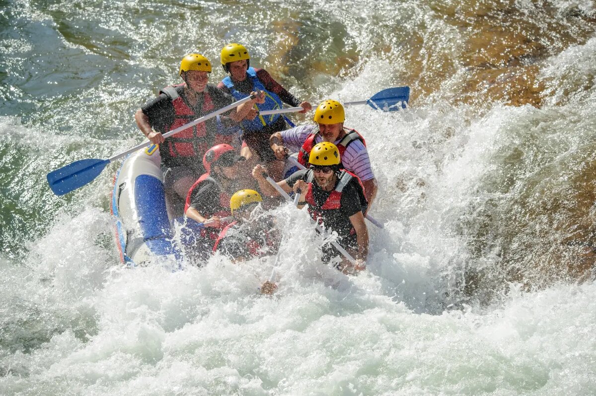 Сплав по реке в горах Адыгеи,  осень 2024год