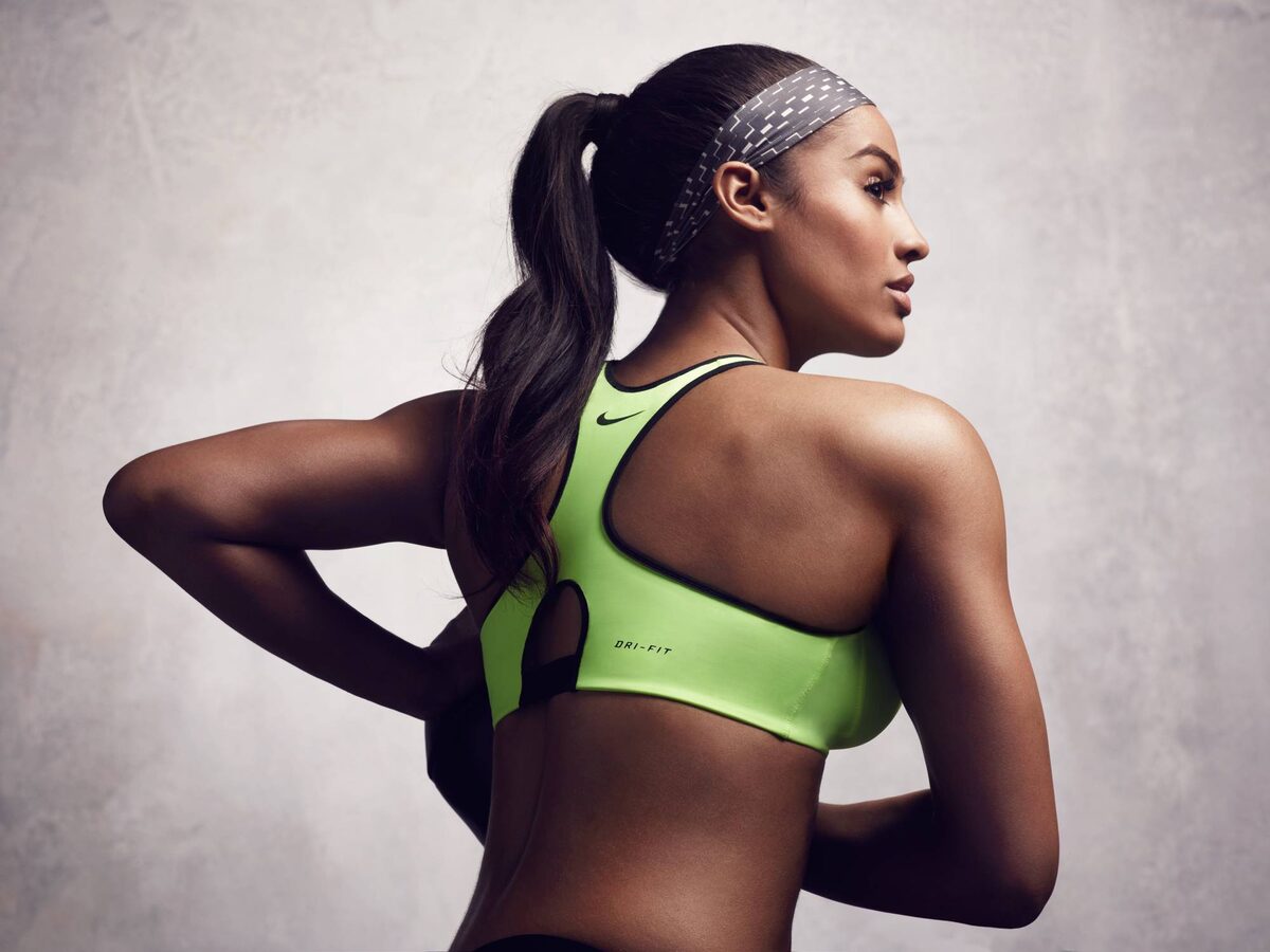    Неприятный мем: как Nike Pro стал оскорблением для девушек
