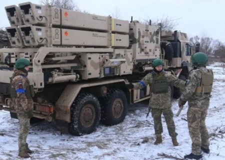    На Украину прибыл новый пакет помощи от Германии с ракетами для IRIS-T, артиллерией и боеприпасами