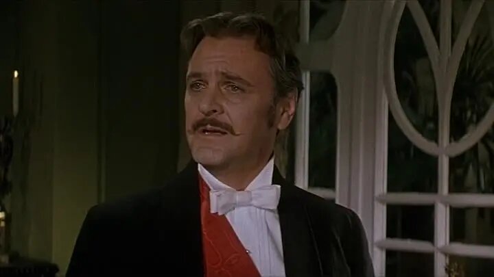 Юрий Яковлев в роли сэра Чилтерна. Кадр из фильма