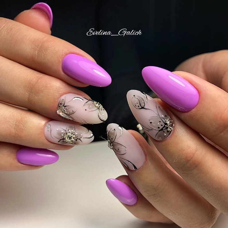 Роскошные цветы на нюдовой основе