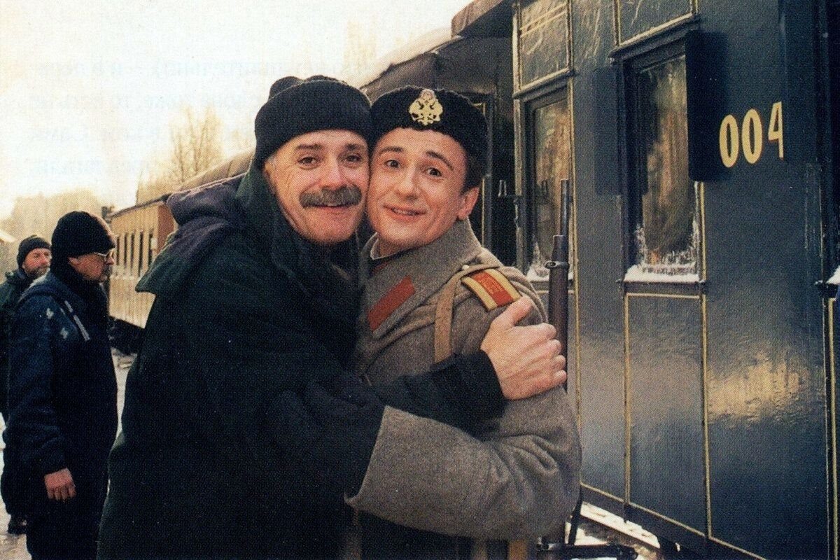 Н.Михалков и О.Меньшиков на съемках фильма. Фото из открытых источников