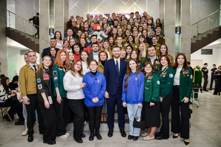    В Оренбурге прошёл карьерный форум «Труд крут» Оренбуржье