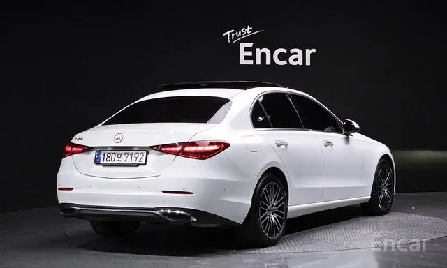 Mercedes-Benz C-Class (W206) 2023 года из Ю. Кореи
