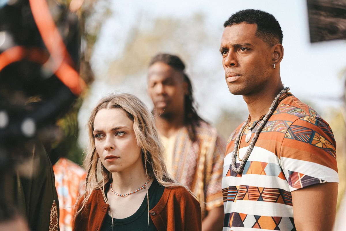 Кадр из сериала "Афродеревня" (2025, комедия, реж. А.Кещян)