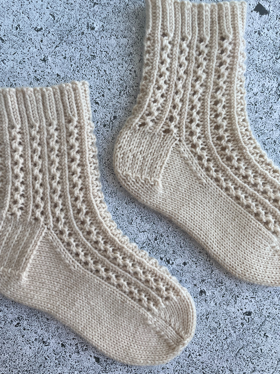 носки из носочной пряжи с мериносом