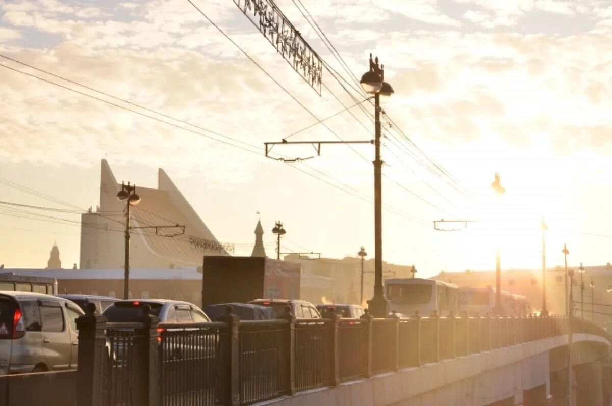    Три человека остаются в больницах после аварии на мосту в Омске