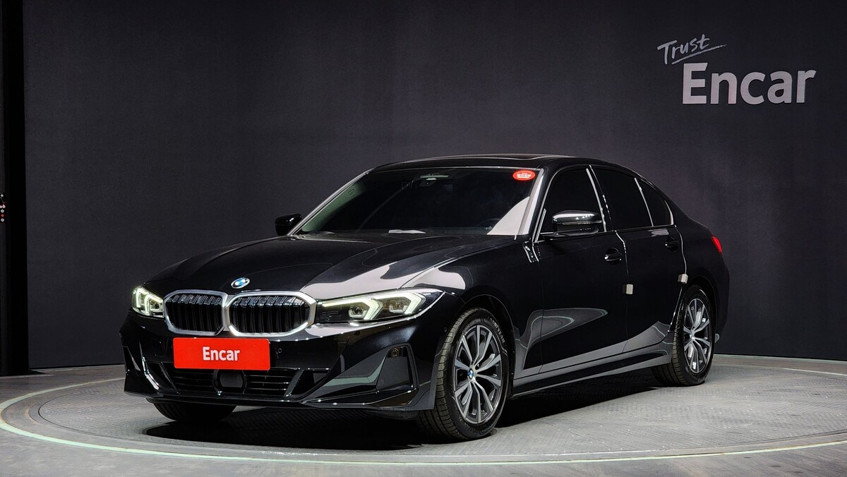 BMW 3-SERIES G20 320i - 2023 года рестайлинг из Южной Кореи