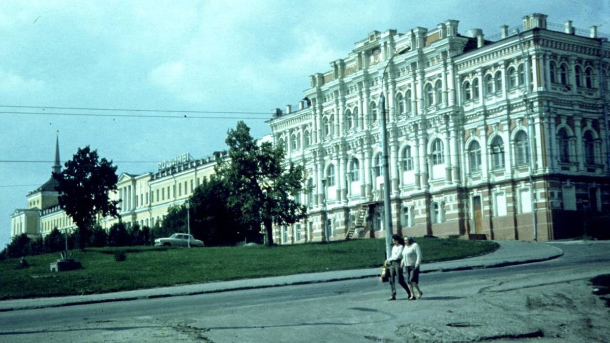 Листайте вправо, чтобы увидеть больше изображений